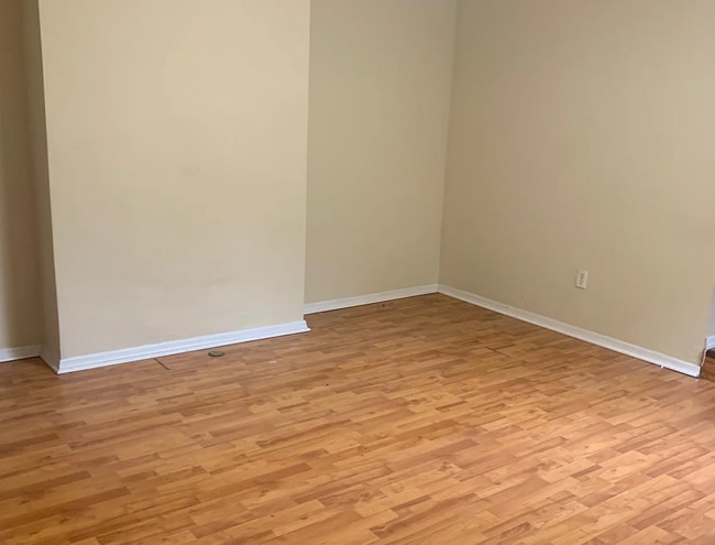 Building Photo - Lawrenceville Super spacious townhome