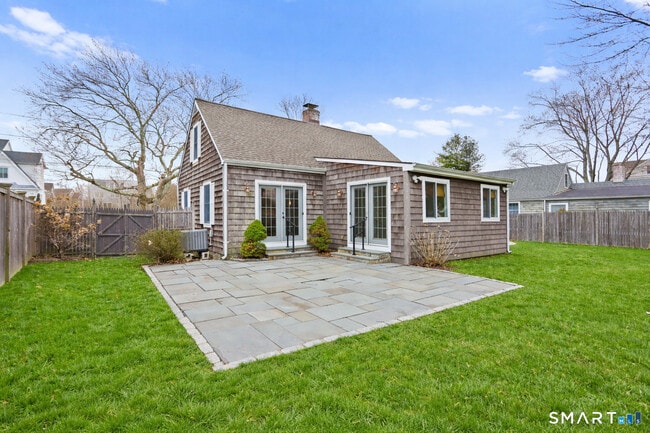 Building Photo - 21 Eunice Ave