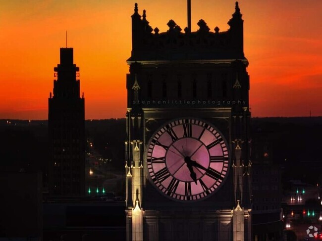 Lamar Life Clock Tower - Lamar Life Lofts