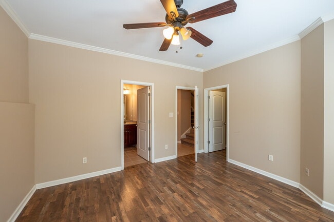 Building Photo - 913 Telfair Close