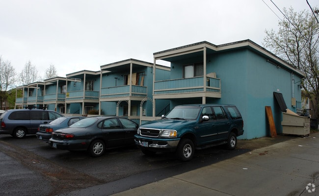 Primary Photo - Terrace Apts