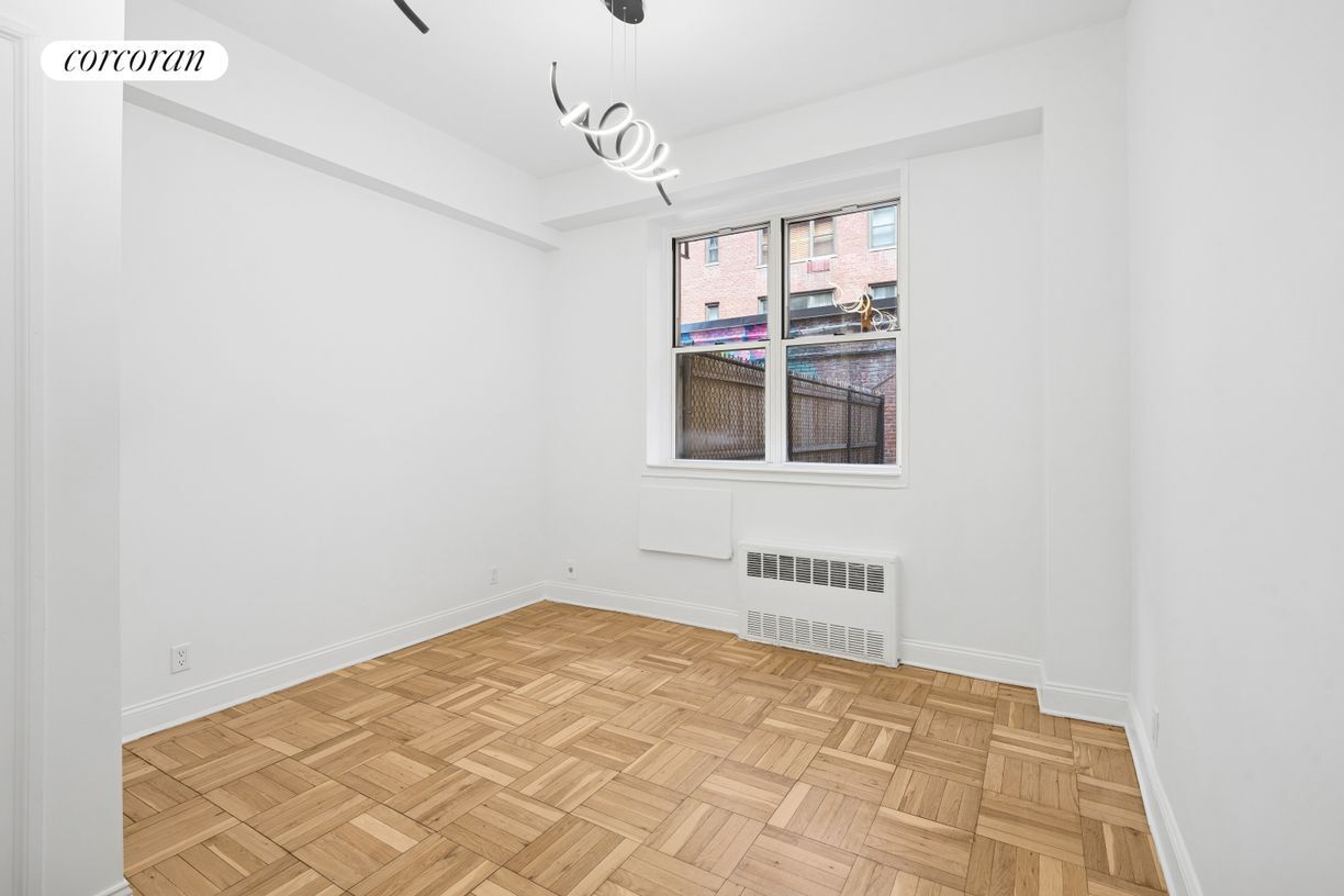 Building Photo - 401 W 56th St