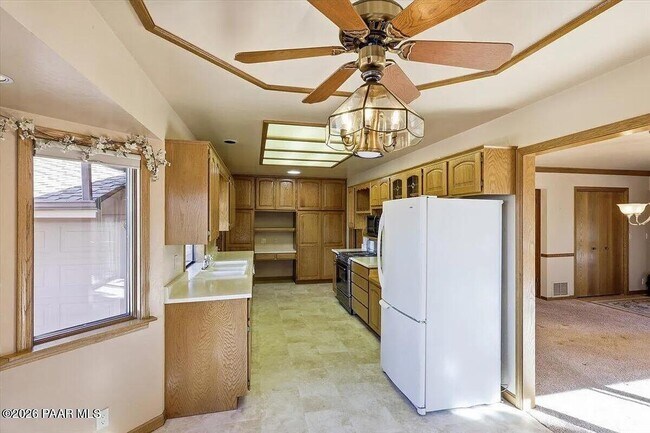 Building Photo - 235 Solar Heights Terrace