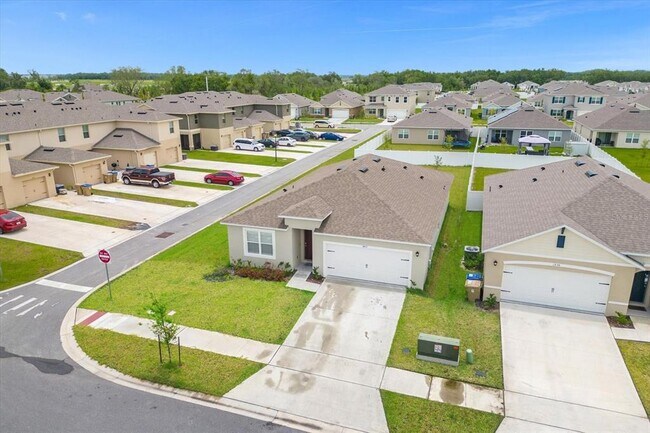 Building Photo - 1842 Egret Meadows Ave