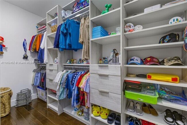 Building Photo - 10359 NW 67th Terrace