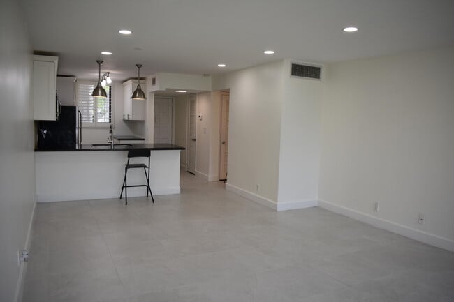 Building Photo - 4381 Trevi Ct