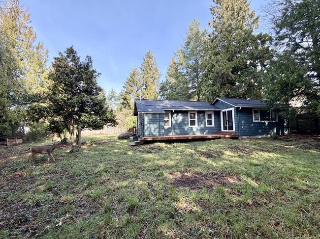 Building Photo - 1907 E 18th St