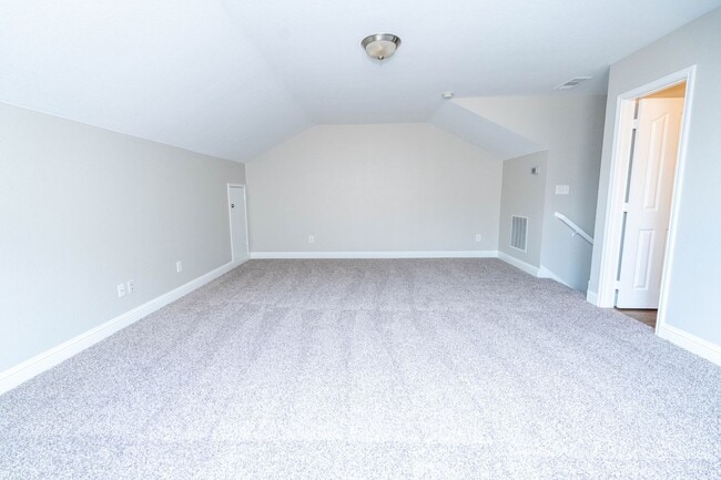 Building Photo - 3105 Whispering Pine Blvd