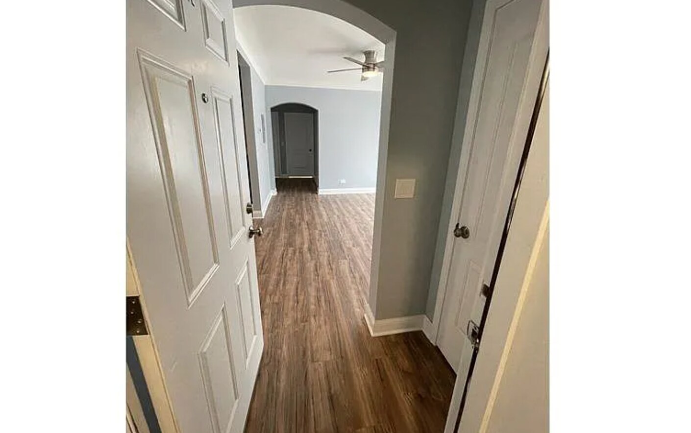 entry - 5424 S Union Ave