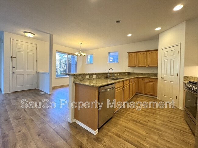 Building Photo - 11074 SW Washington St