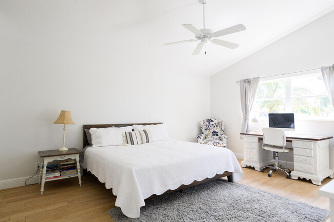 Building Photo - 3693 Miramontes Cir