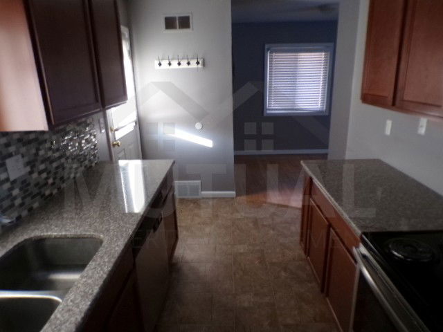 Building Photo - 233 Essex St