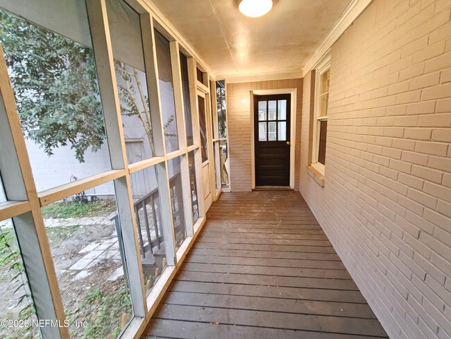 Building Photo - 1447 Lawrence Pl