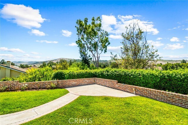 Building Photo - 2 Cedar Ridge