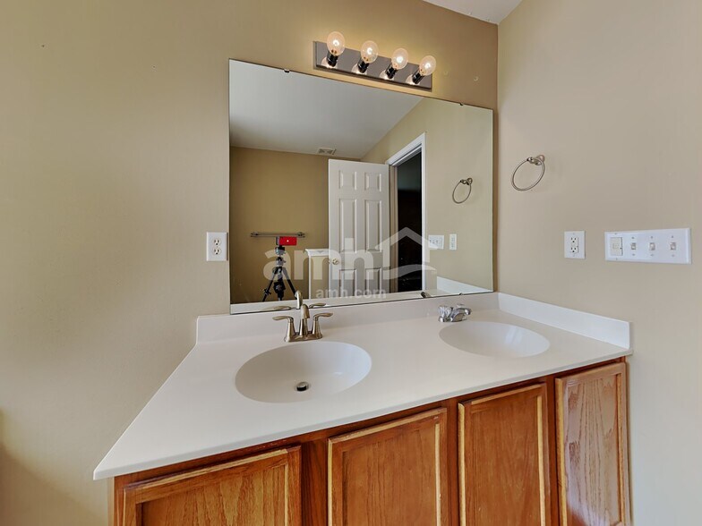 Building Photo - 1578 Cold Creek Pl