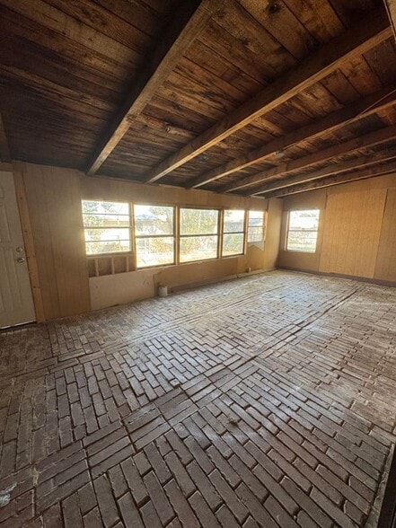 Building Photo - 9131 Port Hudson Dr