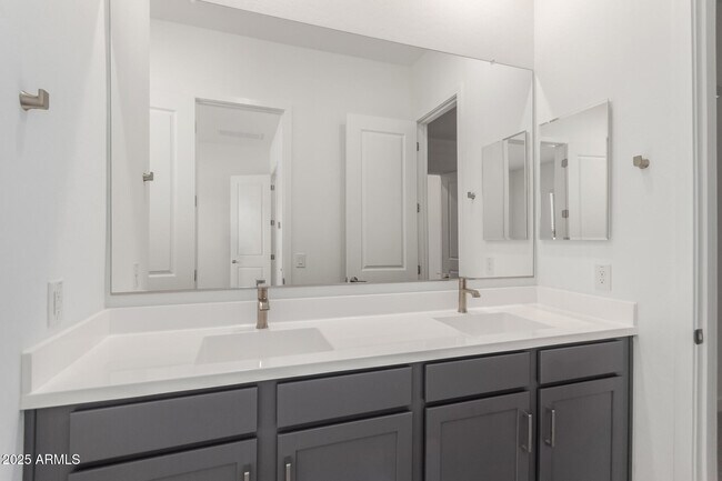 Building Photo - 44713 N 44th Dr