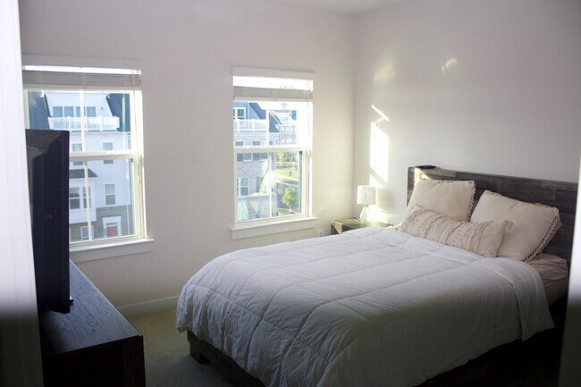 Building Photo - 1697 Dunnington Pl