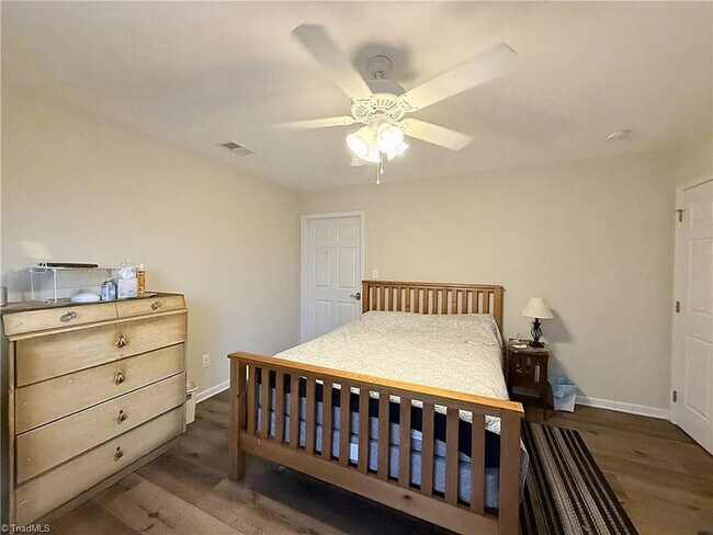 Building Photo - Earn Wealth While Leasing - Like a Homeowner - Lease to Own