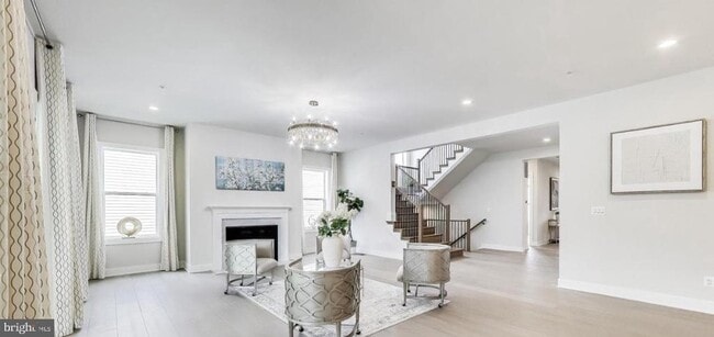 Building Photo - 6934 Renita Ln