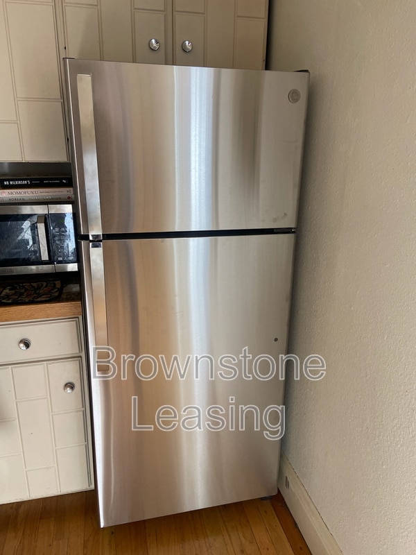 Building Photo - 1035 N Marion St