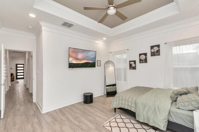 Building Photo - 4506 Aledo St