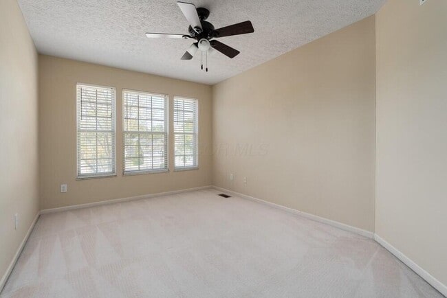 Building Photo - 6117 Wynford Dr