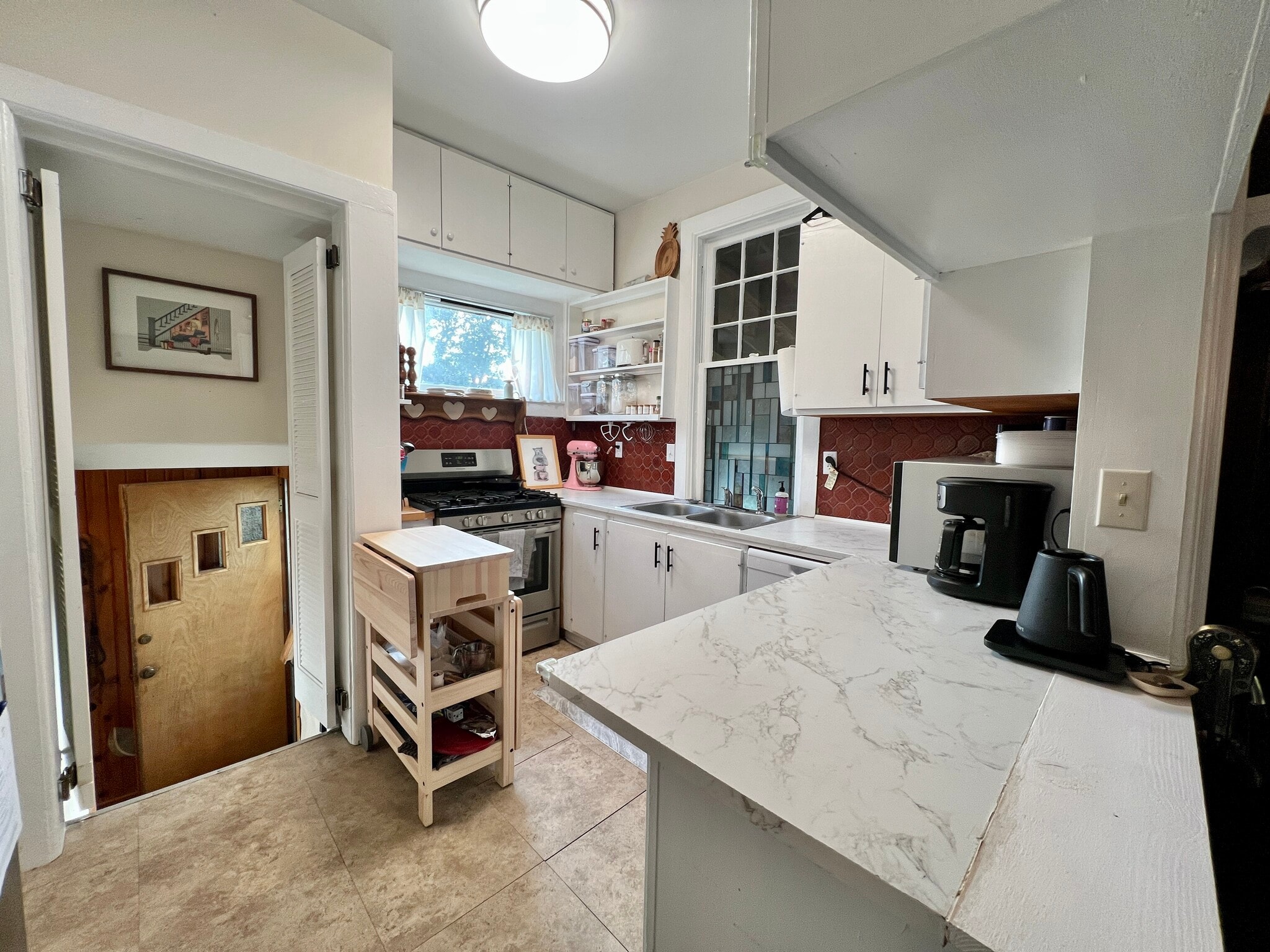 Building Photo - 210 Bucholz Ct