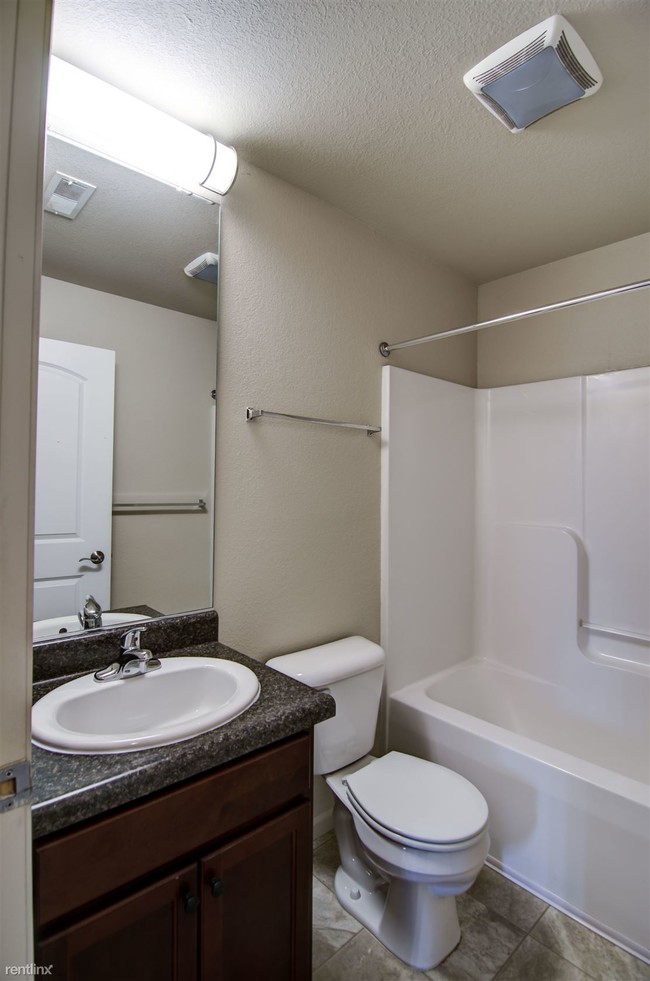Building Photo - 787 Burcham Dr