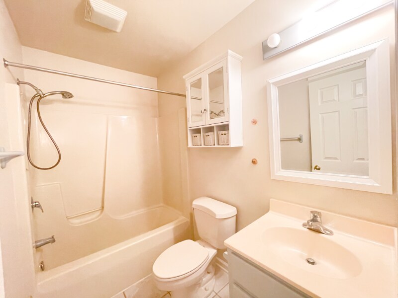 Building Photo - 19295 Briar Patch Dr