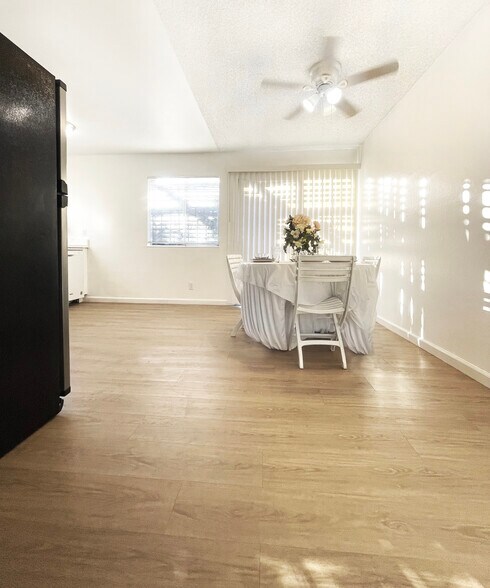 Building Photo - 2365 Fallingtree Dr