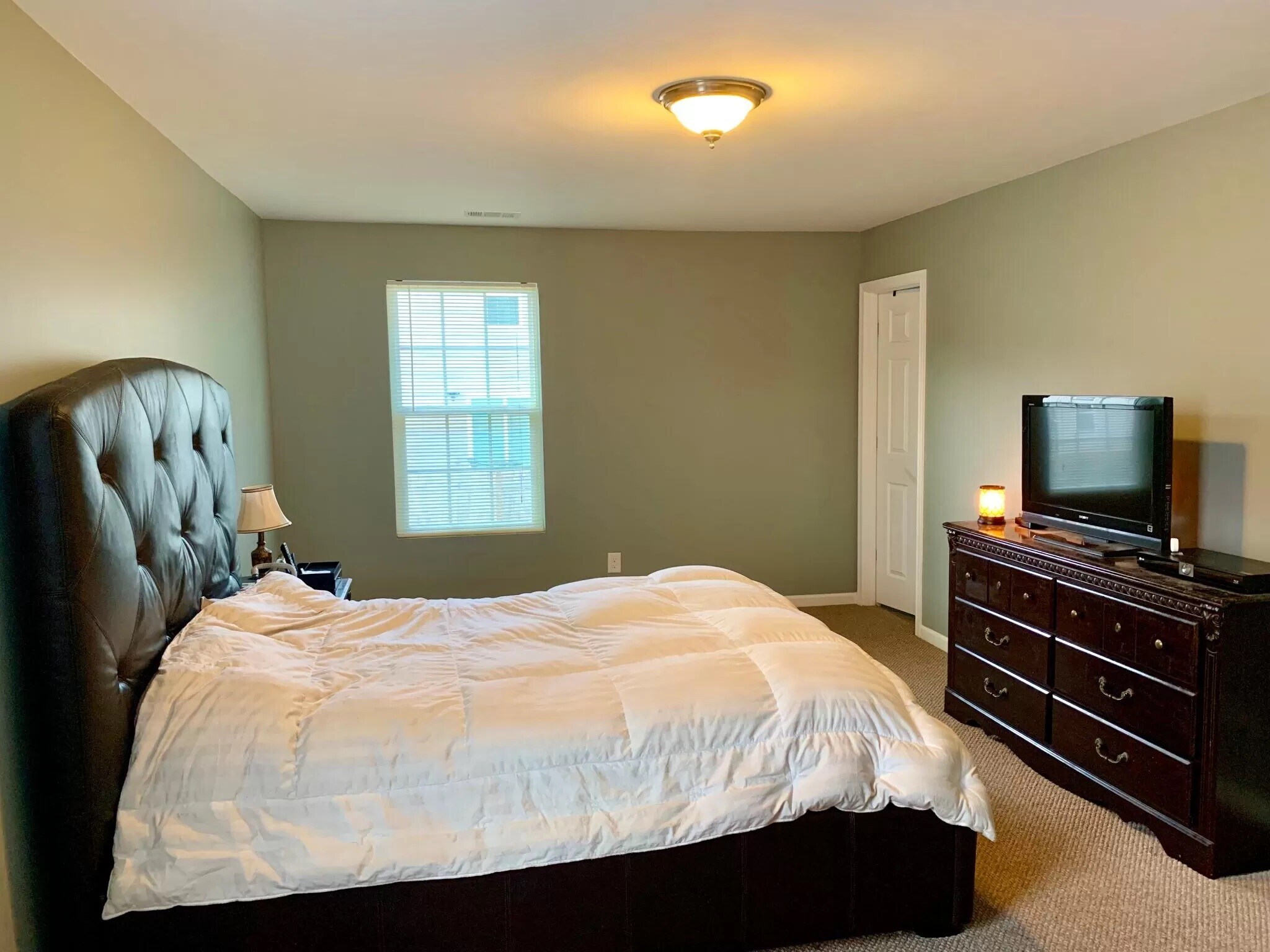 Master Bedroom - 5082 Cobblestone Creek Dr