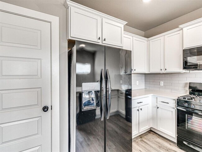 Building Photo - 8922 NW 109th Terrace