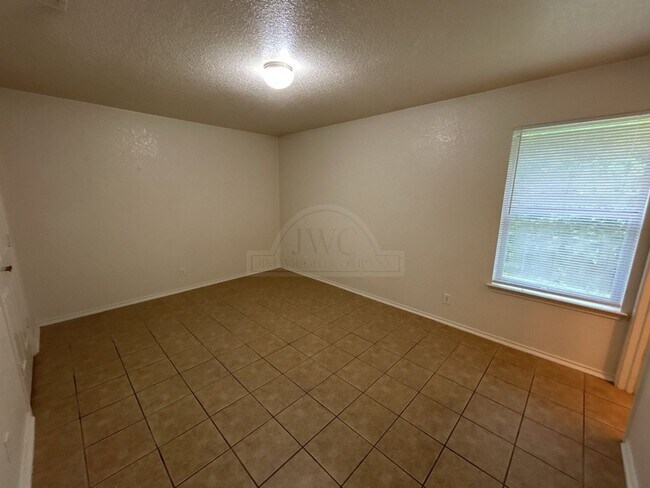 Building Photo - 306 Jeff Gordon Dr