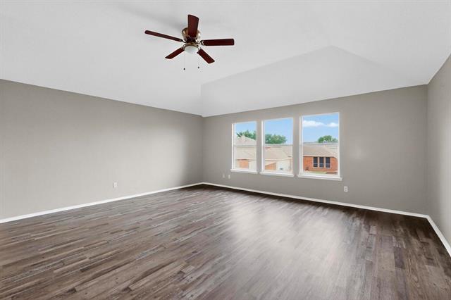 Building Photo - 3205 Bent Oak Dr