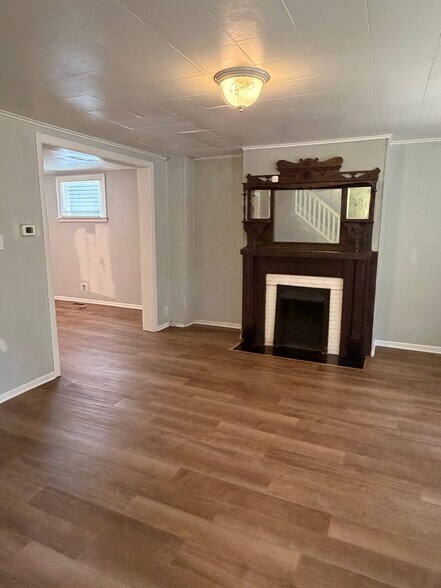 Building Photo - 276 S Harris Ave