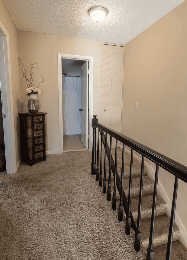 Building Photo - 5515 Country Dr