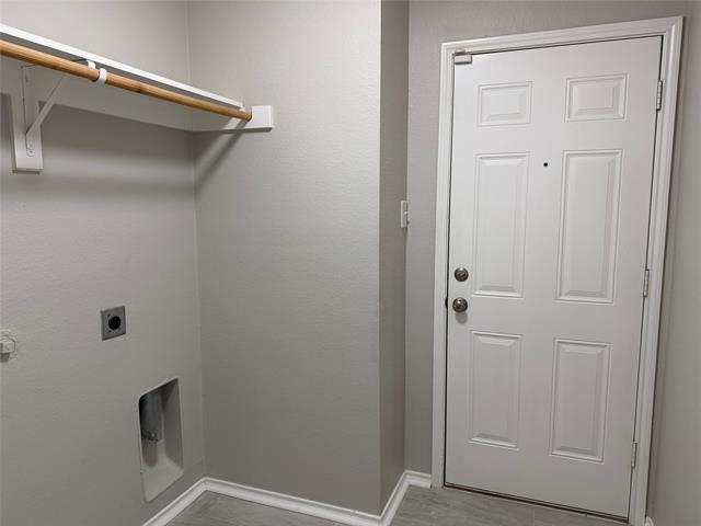 Building Photo - 220 Bonsai Dr