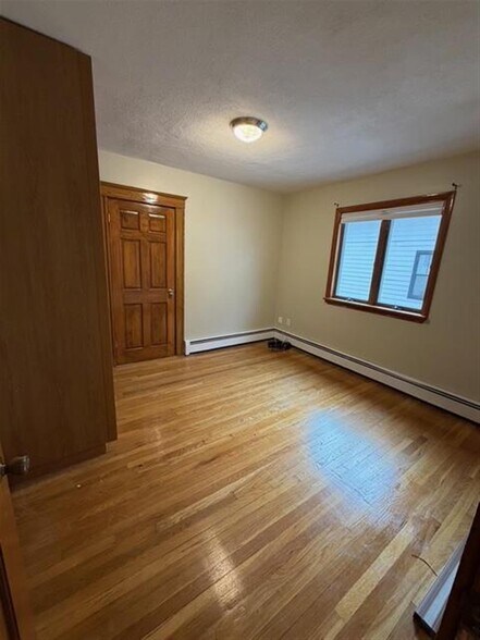 Building Photo - 33 Lafayette St