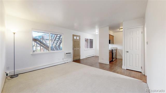 Building Photo - 4955 Moorhead Ave