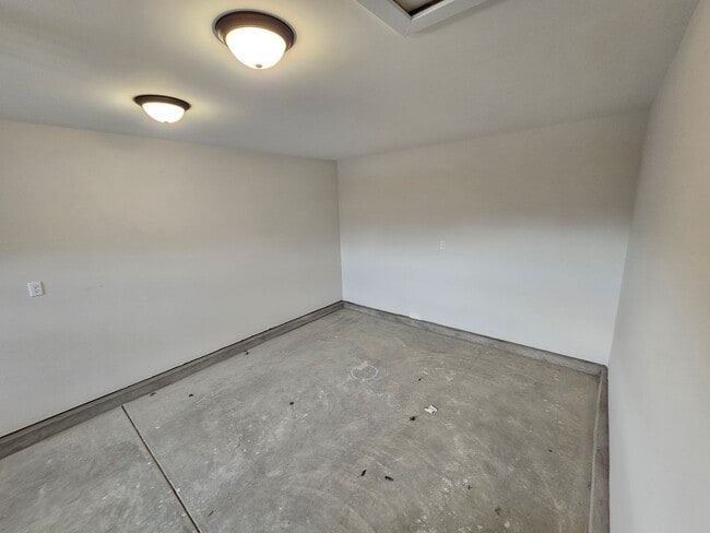 Building Photo - Upscale New Construction Ranch