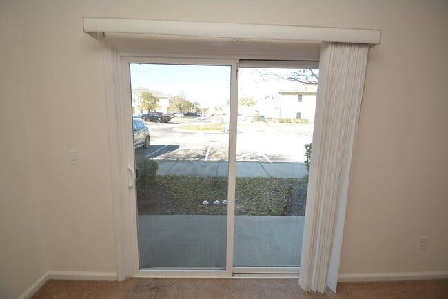 Building Photo - "Charming 3-Bedroom Condo Haven in St. Aug...