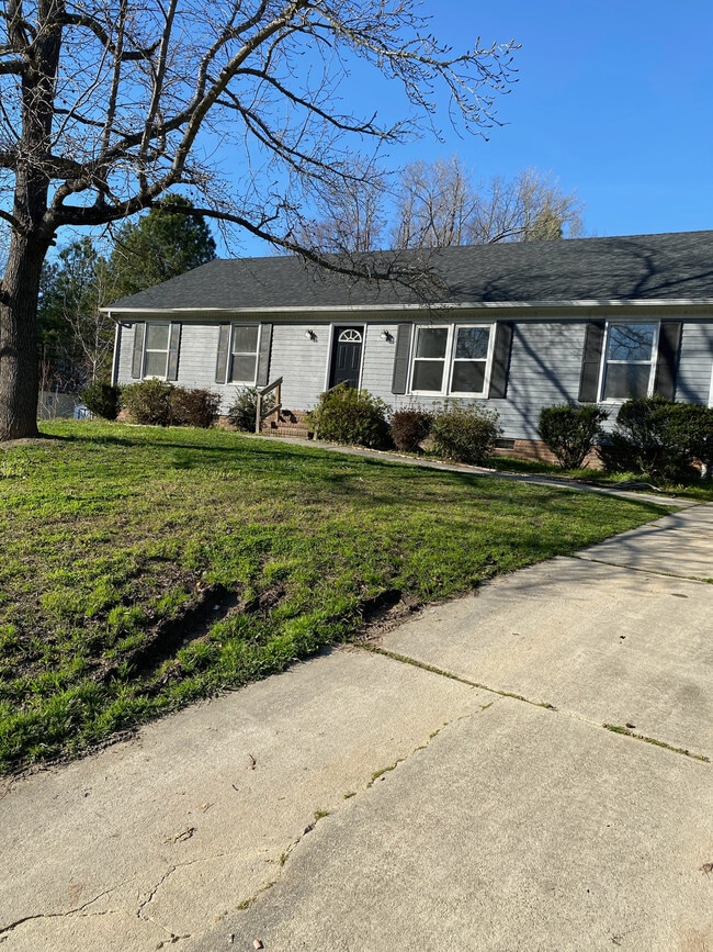 Building Photo - 5321 Hadrian Dr