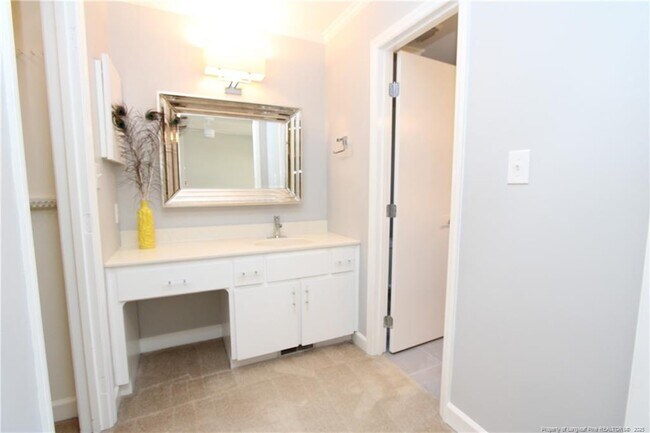 Building Photo - 3908 Littlefield Ct