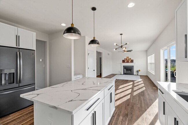 Building Photo - Charming 4-Bedroom Home in Prime St. Charl...