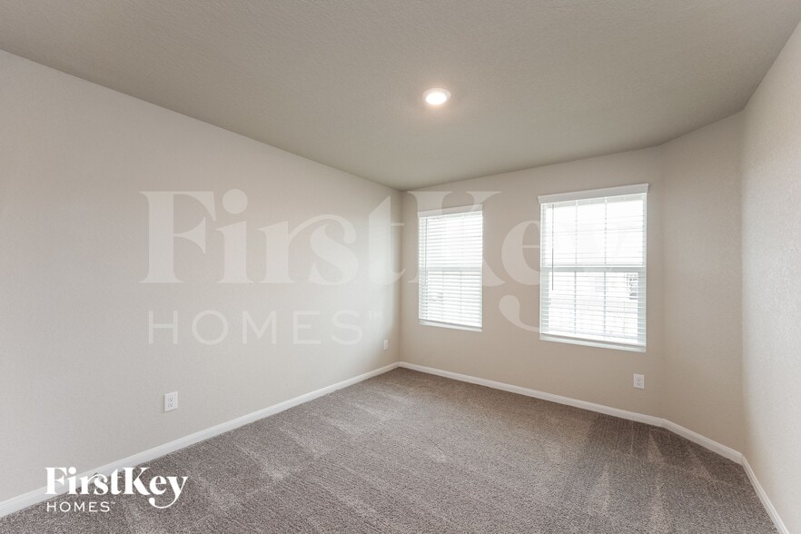 Building Photo - 5553 Basil Chase