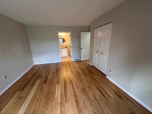 Building Photo - 1001 Roundhouse Ct