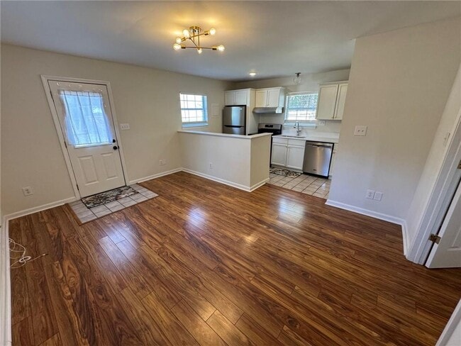 Building Photo - 262 McDonald Ave