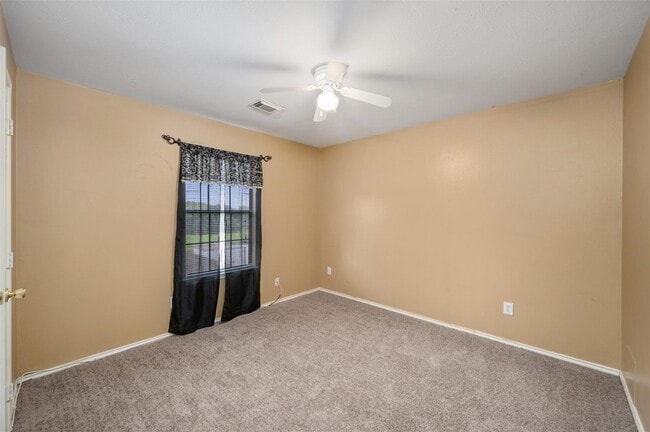 Building Photo - 3702 Bent Springs Ln