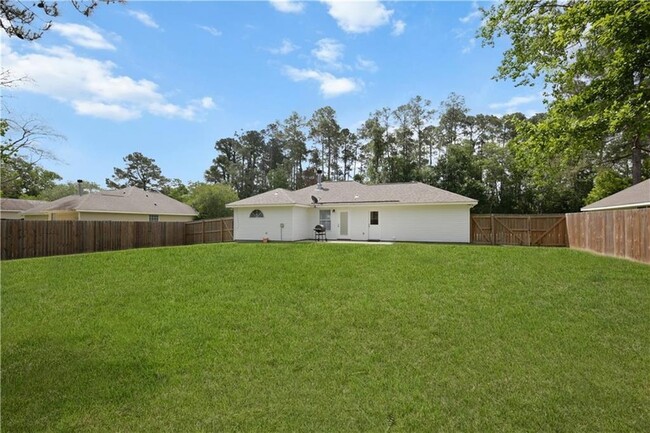 Building Photo - 370 Lenwood Dr